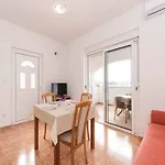 Zdenka Zatoglav * Rogoznica (Sibenik-Knin)