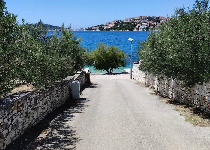 Zdenka Zatoglav Daire *