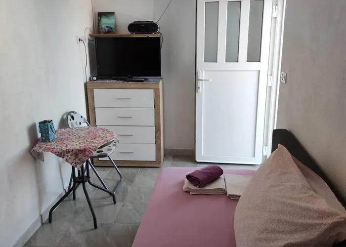 Apartment Zdenka Zatoglav Rogoznica (Sibenik-Knin)